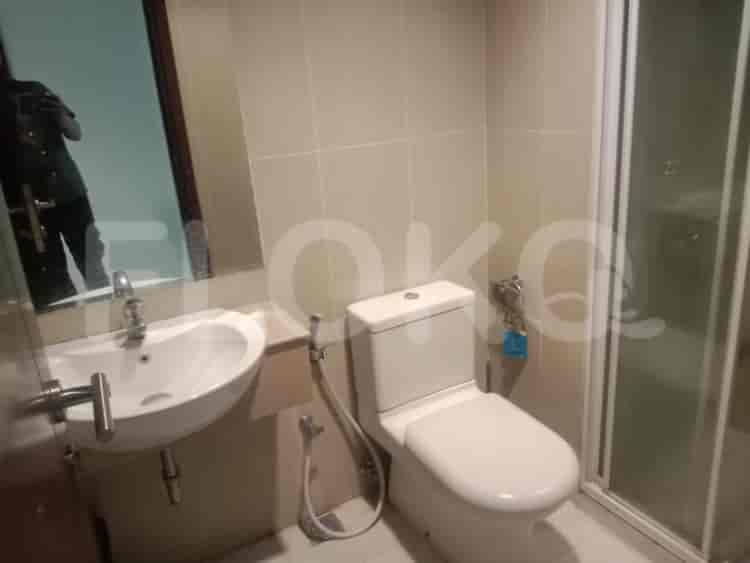 2 Bedroom on Low Floor for Rent in Kuningan City (Denpasar Residence) - fkued0 6