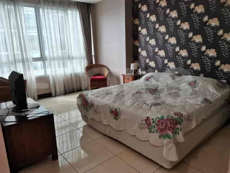 Tipe 3 Kamar Tidur di Lantai Menengah untuk disewakan di Essence Darmawangsa Apartemen - fci9e4 5