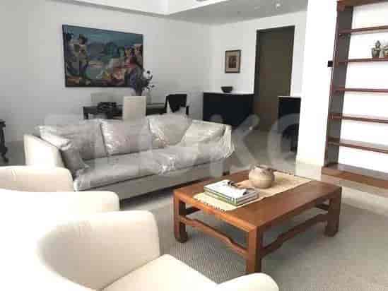 Apartemen Mewah 2BR Dijual - APA73d, Lantai Menengah, Gandaria 4