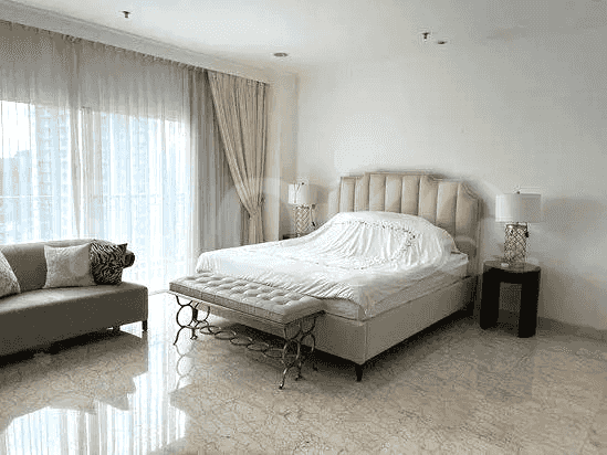APA9cbf6 32nd Floor | Furnished 4BR Apartment Sale, Kuningan 8