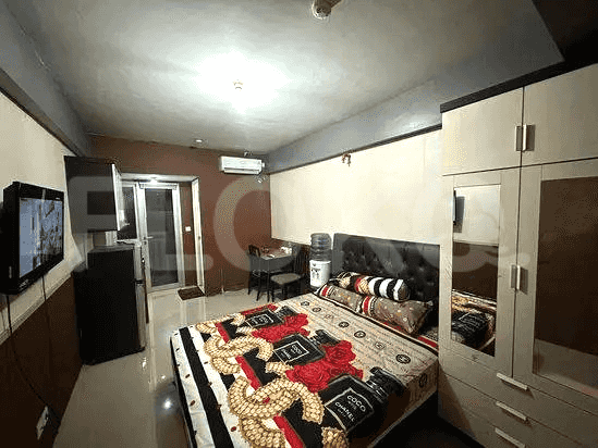Fully Furnished 1-Bedroom Apartment for Sale - APA6dfeb, Middle Floor, Bintaro Park View 5