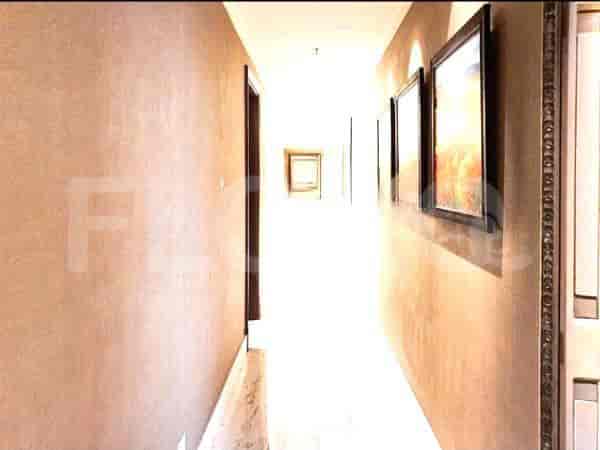 Apartemen 3-Kamar Tidur Elegan Dijual di Botanica - APA704, Lantai Menengah, Simprug 6