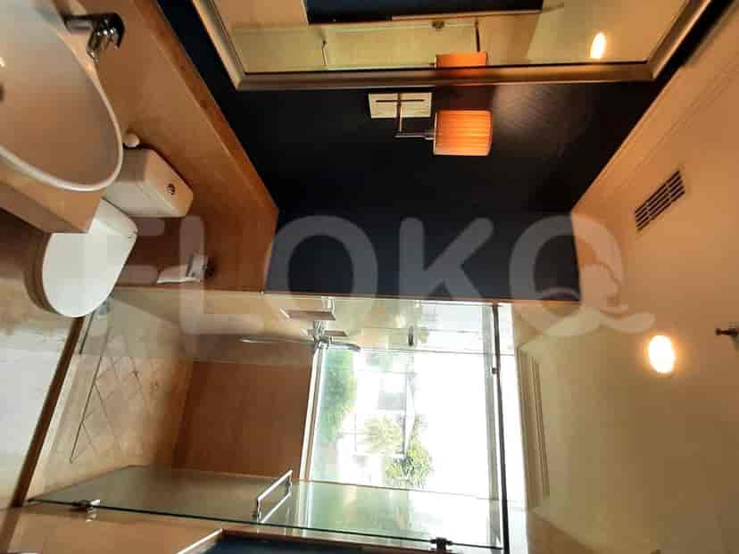 Dijual: APAe180f | Apartemen 4BR, Simprug, Botanica 10