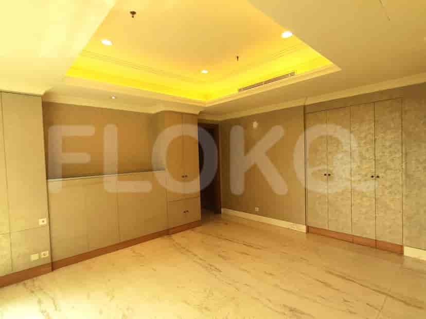 Dijual: APAe180f | Apartemen 4BR, Simprug, Botanica 5