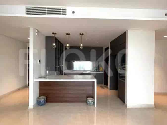 Apartemen 3 Kamar Tidur Dijual - APAb50, Lantai Rendah, Casa Domaine 4