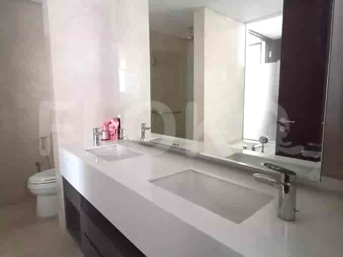 Apartemen 3BR Luas Dijual - APA85b, Lantai Menengah, Casa Domaine 10