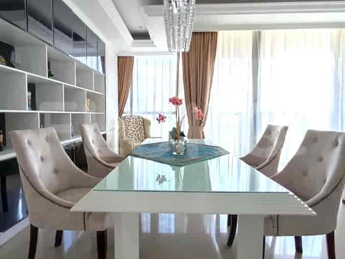 Apartemen 3BR Luas Dijual - APA85b, Lantai Menengah, Casa Domaine 11