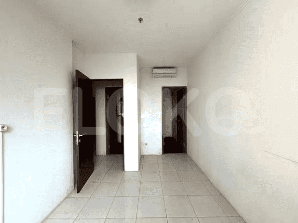 Apartemen 3-Kamar Tidur yang Luas Dijual - APA0a03a, Lantai Menengah, Casablanca Mansion 3