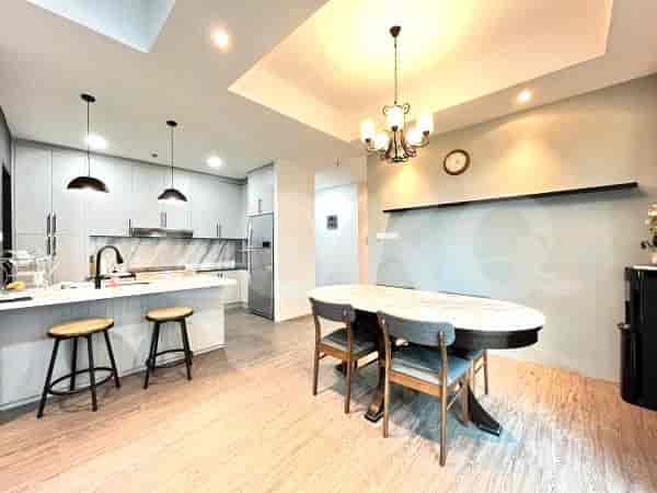 Furnished 3BR Apartment for Sale - APA235, Low Floor, Essence Darmawangsa 1
