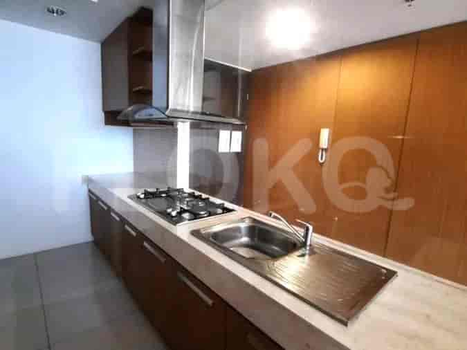 Apartemen 2BR Berperabot Dijual - APA52b, Lantai Tinggi, Gandaria Heights 3