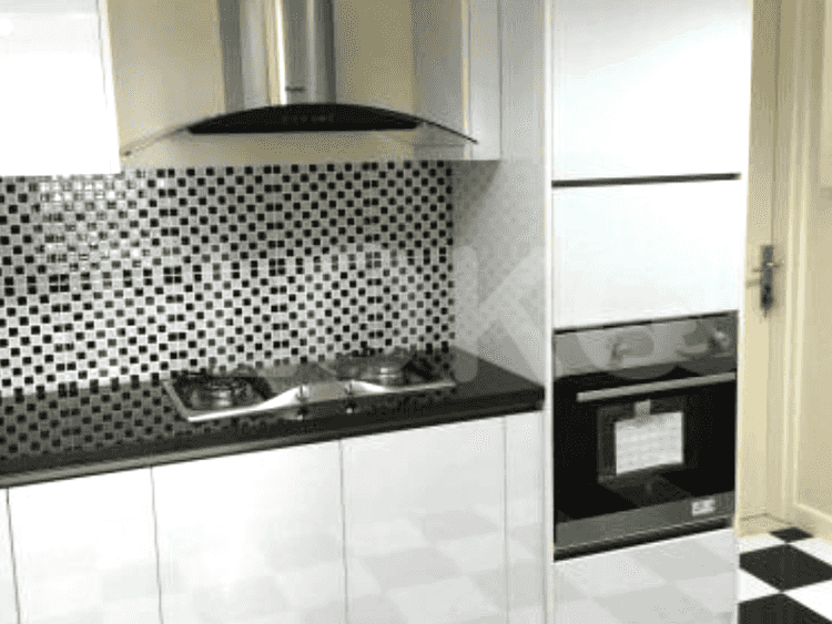 Spacious 3BR Furnished Apartment for Sale - APA371, Middle Floor, Pondok Indah 1