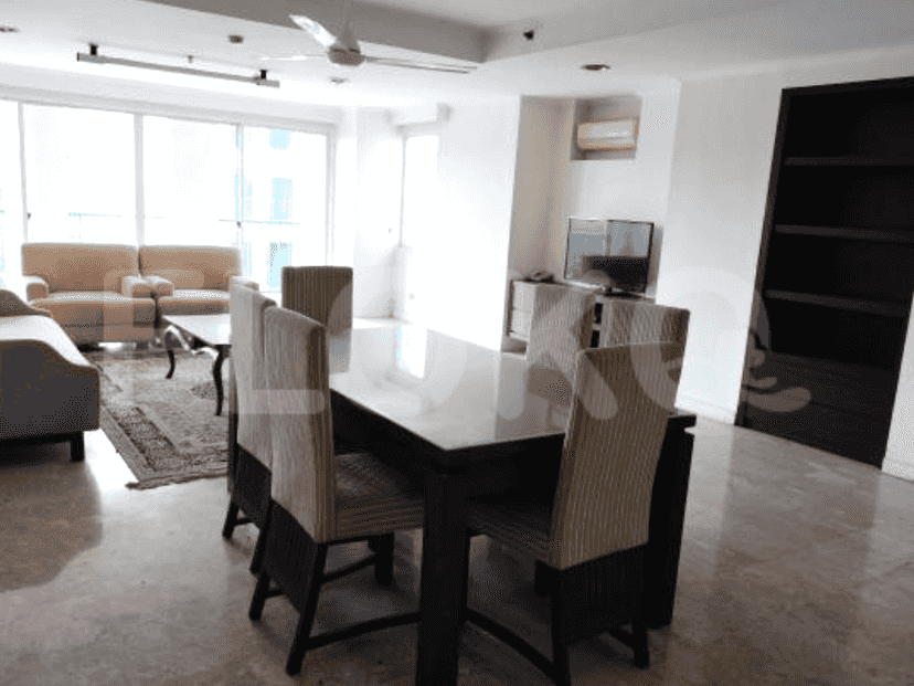 APAccd 8th Floor | 3BR Furnished Apartment Sale in Pondok Indah 4