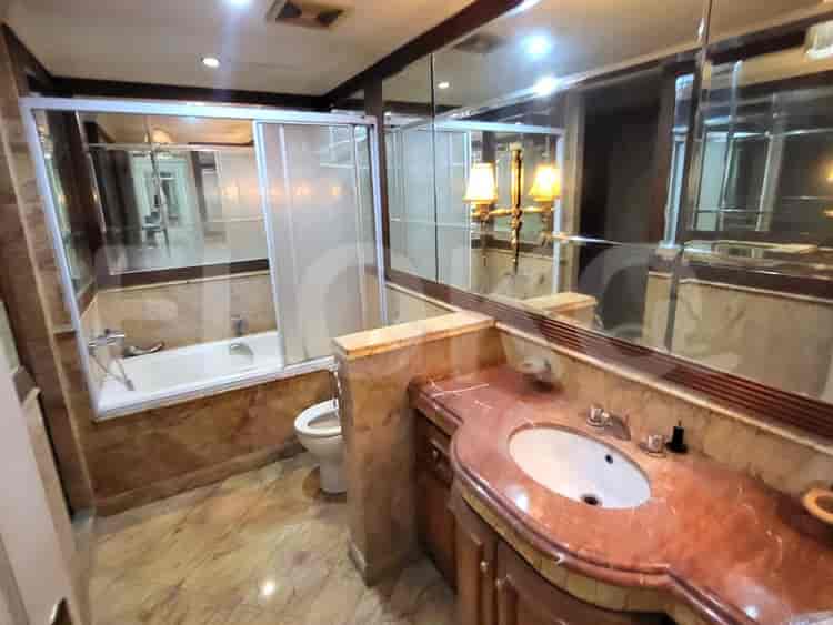 Fully Furnished 2BR Apartment for Sale - APA429, Low Floor, Tanah Abang 5