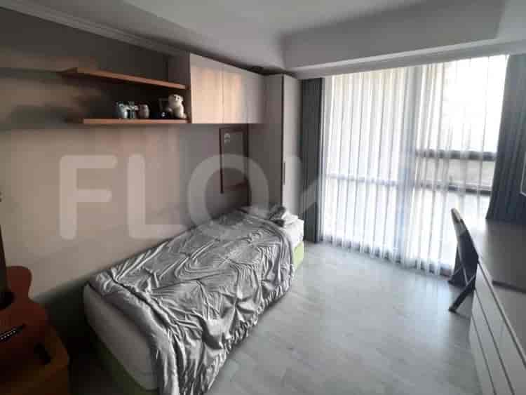 Apartemen 3BR Mewah Dijual - APA0ed, Lantai Menengah, Kemang Village 2