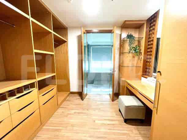 Apartemen 2-Kamar Tidur Full Furnished Dijual - APA6c9, Lantai Menengah, Pakubuwono Residence 3