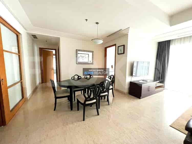 Apartemen Mewah Dijual: APA05d, Lantai Rendah di Pakubuwono Residence, Gandaria 1