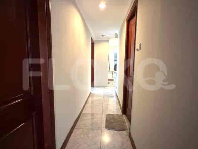 Apartemen 3BR Mewah Dijual di Tanah Abang - APA59a, Lantai Menengah 3