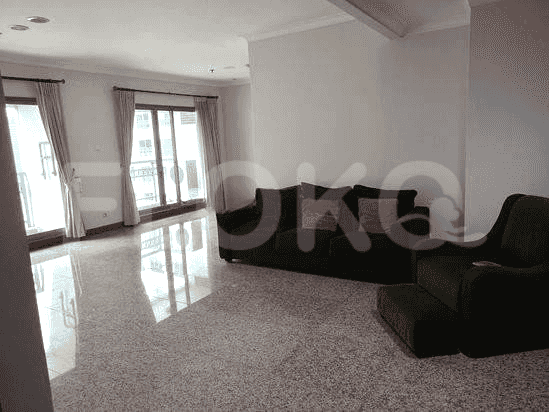 Apartemen 3-Kamar Tidur Dijual - APAf82fe, Lantai Tinggi, Pavilion Apartment 1