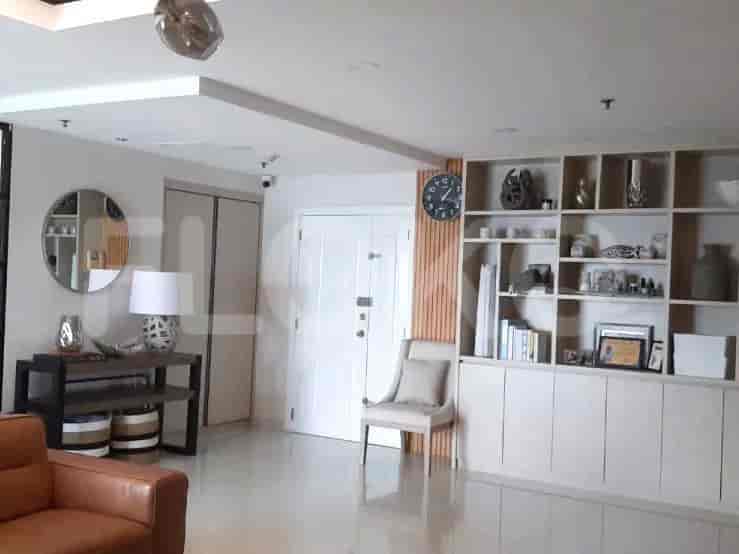 Apartemen 3BR Furnished Luas Dijual - APAb18, Lantai Tinggi, Pavilion Apartment 5