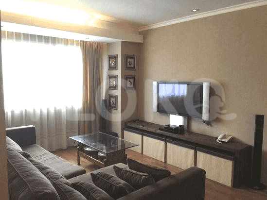 Apartemen 2 Kamar Tidur Furnished Lengkap Dijual - APAeb8ae, Lantai Menengah, Permata Senayan 2