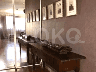 Apartemen 2 Kamar Tidur Furnished Lengkap Dijual - APAeb8ae, Lantai Menengah, Permata Senayan 5