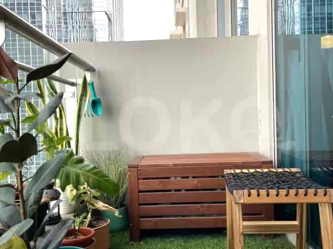 Stunning 1BR Furnished Apartment for Sale - APAb7d, High Floor, Residence 8 Senopati 4