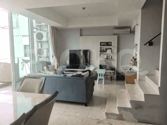 Apartemen 3BR Mewah Dijual - APA96d7a, Lantai Tinggi, Kedoya 2