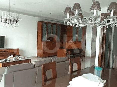 Apartemen 3 Kamar Tidur Eksklusif Dijual - APAf6cc3, Lantai Menengah, Senayan City Residence 4