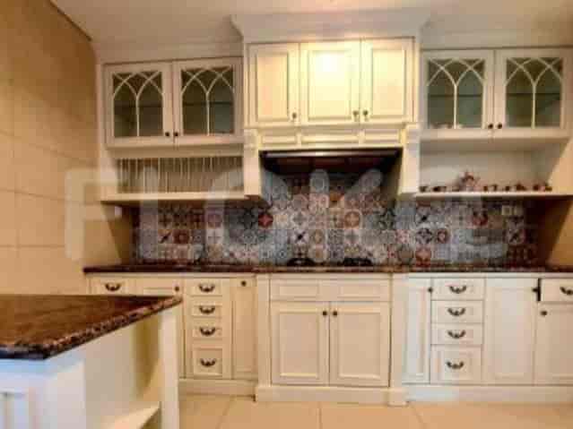Apartemen 3BR Dijual di Senayan City Residence - APA7b9, Lantai Menengah 3