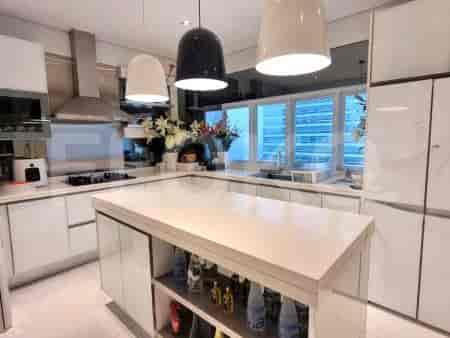 Apartemen 3-Kamar Tidur Luas Dijual di Senayan City Residence - APA551, Lantai Tinggi 2
