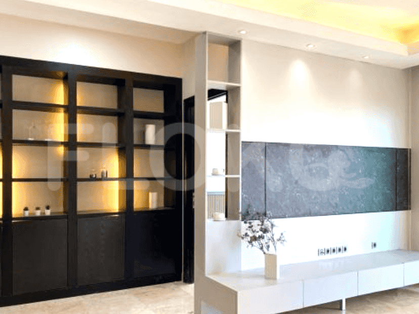 APA246 10th Floor | Furnished Apartment for Sale, Senayan Residence 1