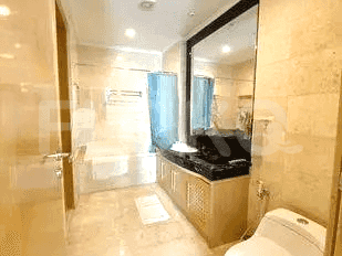 Stylish Apartment for Sale in Senayan - APAdbb88, Middle Floor 5