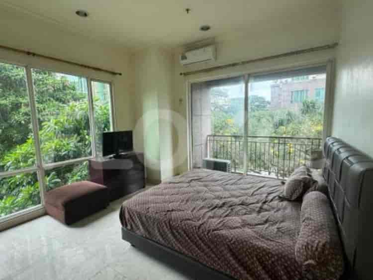 Luxury 4BR Apartment for Sale in Senayan Residence - APA6c2, Middle Floor 1