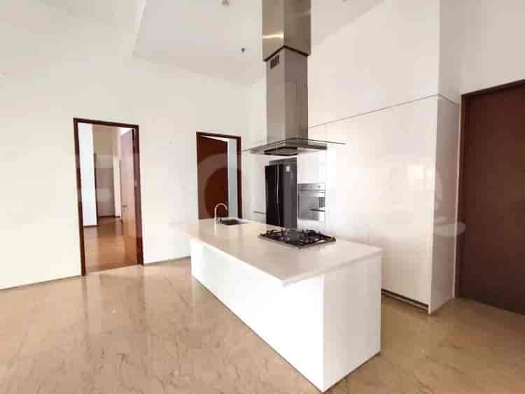 Apartemen 3BR Mewah Dijual di Senopati Suites - APA471, Lantai Menengah 8