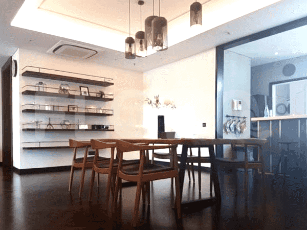 APA72c 4th Floor | 3BR Furnished Apartment for Sale, Teuku Nyak Arief 2