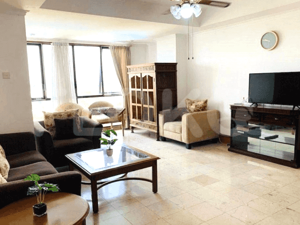 APA705 Lantai 14 | Apartemen 3BR Furnished, Kuningan 4