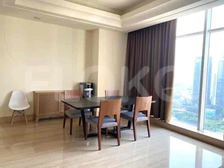 Apartemen 3 Kamar Tidur Berperabotan Dijual - APA213, Lantai Menengah, Apartemen South Hills 2