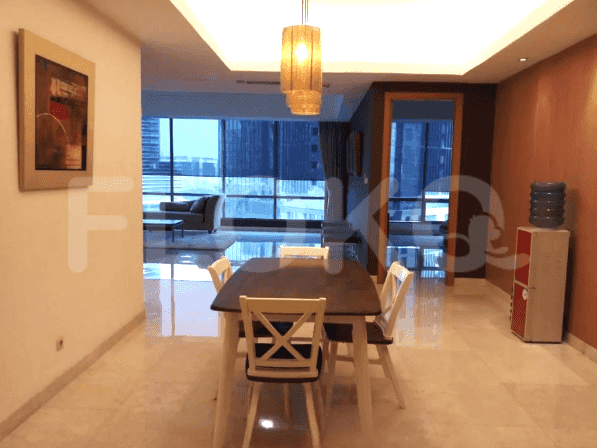 Apartemen 3BR Furnished Dijual - APA6d5, Lantai Menengah, Sudirman Mansion 1