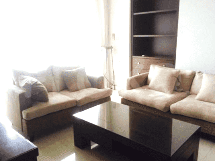 Apartemen 3-Kamar Tidur Berperabot Dijual - APA170, Lantai Rendah, Sudirman Mansion 3
