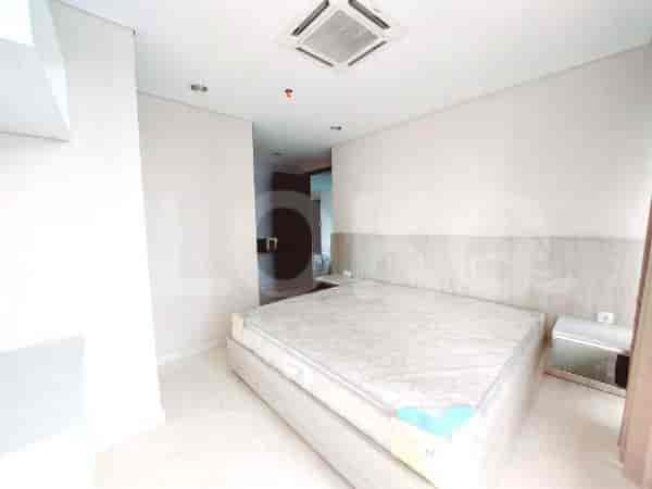 Apartemen 2BR Furnished Dijual - APAb07, Lantai Menengah, The Grove Apartment 1