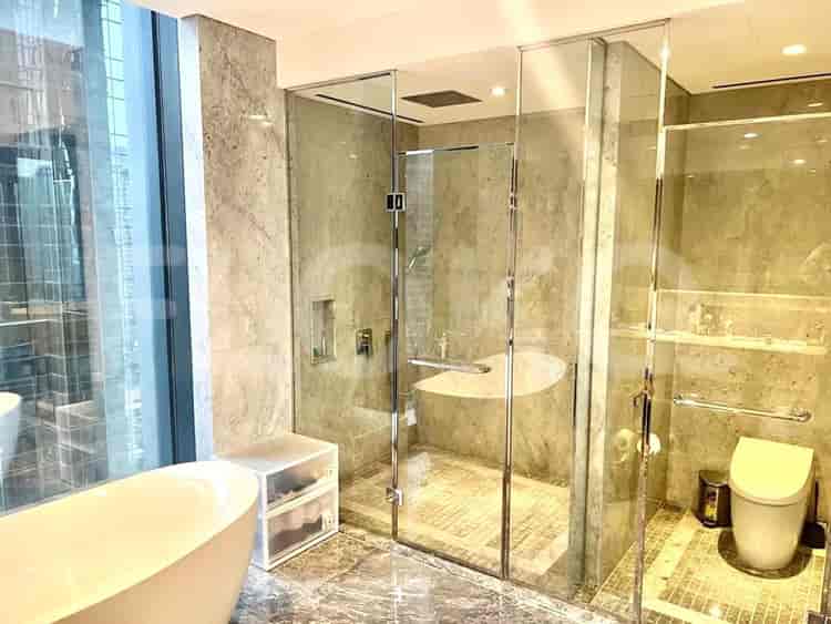 Exclusive 4-Bedroom Apartment for Sale - APA3af, High Floor, The Langham Hotel & Residence 10