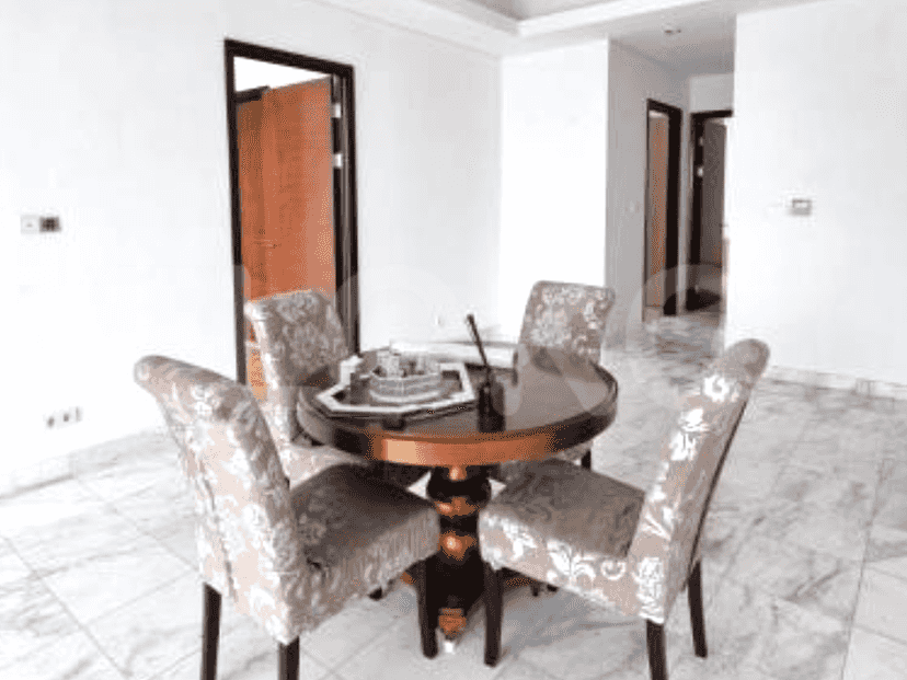 APAabf 12th Floor | 3BR Apartment for Sale, Sudirman 5