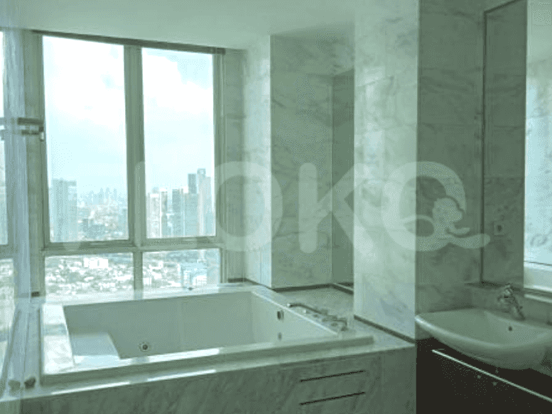APA527 18th Floor | 4BR Apartment for Sale, Sudirman 2