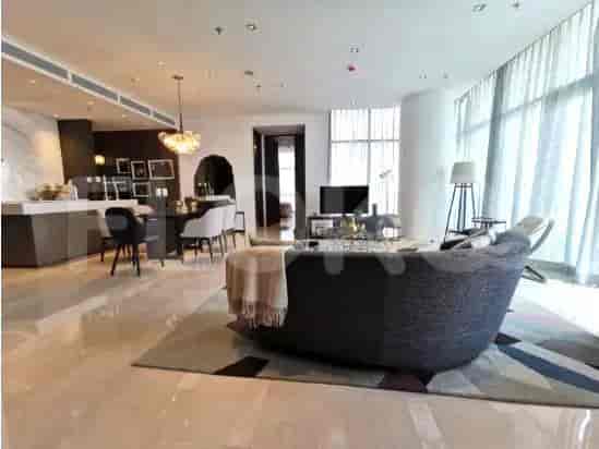 Apartemen 3BR Mewah Dijual - APAb12, Lantai Rendah, Verde Two Apartment 1