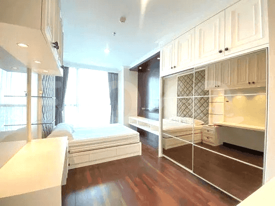 Apartemen 3BR Mewah Dijual - APAabe8f, Lantai Menengah, Kedoya 5
