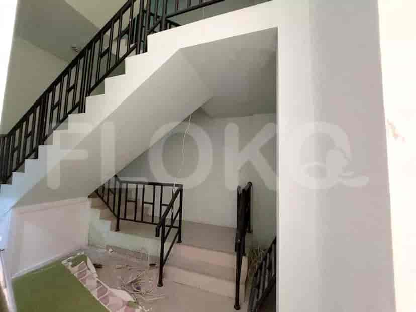 229 sqm, shophouse for sale in Sinpasa Commercial Summarecon, Bekasi 2