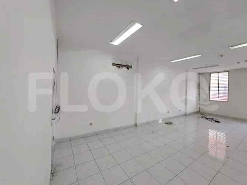 229 sqm, shophouse for sale in Sinpasa Commercial Summarecon, Bekasi 6