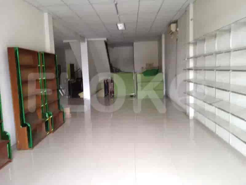 280 sqm, shophouse for sale in Sindang Barang, Bogor 4