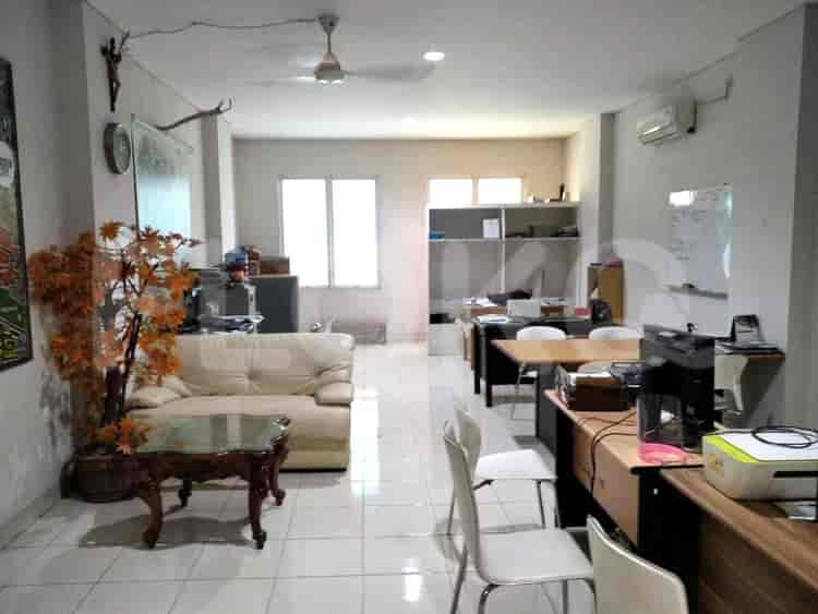 230 sqm, shophouse for sale in Jakarta Garden Center Boulevard, Cakung - RKS95e 4