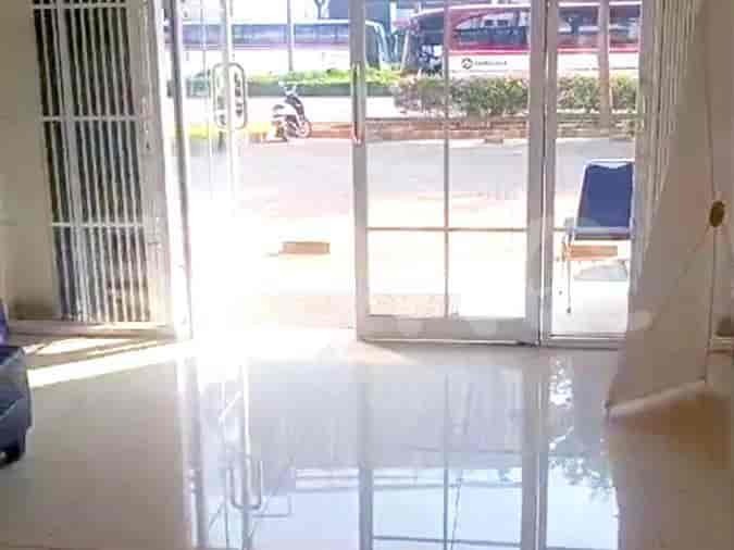 Dijual Ruko Luas 162 m2 di Jababeka, Cikarang - RKSdf2 2